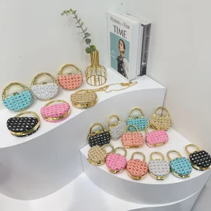 Best Selling New Fashion Diamond Women Party Hand Bags Mini Sling Lipstick Crossbody Bag with Chain