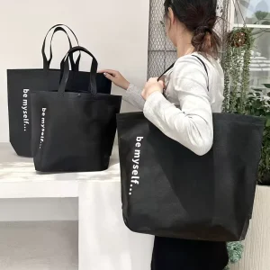 Breathable Quick Dry Non Woven Tote Bag Hidden Button Closure Eco Friendly Material Shopping Bag for Clothing With Your Own Logo