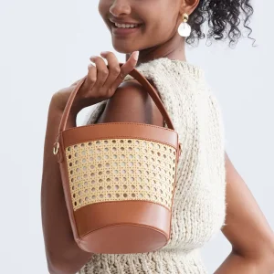Casual Stylish Eco-Friendly Women’s Messenger Bag Handmade Straw Design Straw and Leather Ladies Bag
