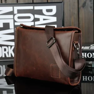 Crazy Horse PU Leather Men’s Shoulder Crossbody Bag Retro Small Square Simple Sophisticated Mini Satchel