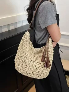 Cross border Factory of Fully Hand woven Single shoulder Bags Fashionable and Casual Travel Straw Bags for the Beach
