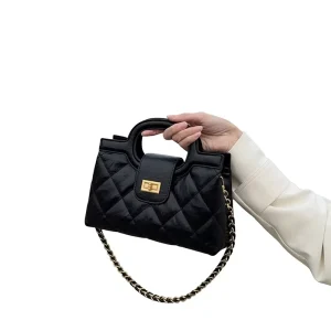 Cross border New Entry Luxury Niche Lingge Chain Crossbody Handbag Women’s Fashionable Zipper Closure Nylon Shoulder Bag