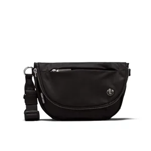 Custom Anti Scratch Nylon Sling Crossbody Bag Waterproof Fanny Pack Waist Belt Bag for Travel Outdoor Sports ODM OEM