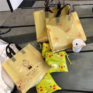Custom Color Logo Printed High Quality Plastic Shopping Bags with Handle for Packaging
