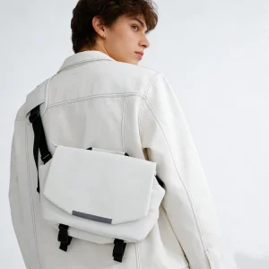 Custom Fashion Lightweight Logo Messenger Bag Polyester Film Fabric Zipper Closure Large Size for Sport Daily Use Travel