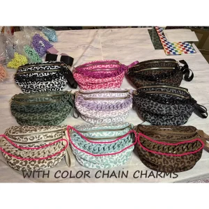 Customized New Arrival Chain Charms Fanny Pack Women Waist Bag Nylon Chest Bag Fashion Travel Shoulder Purse Crossbody Bag