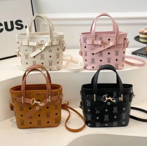 Cute Teddy Bear Monogram Bucket Bag with Clasp Strap Y2K Printed PU Leather Crossbody Purse for Girls Daily Travel