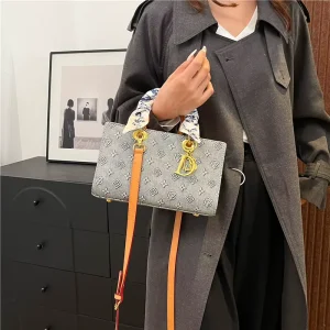 Designer Genuine Leather Duffle Bag for Women Men Original Zipper Foldable Travel Purse