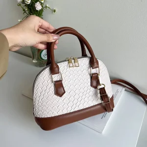 Designer Handbags Saddle Design Shoulder Bags Solid Color Simple Message Purses