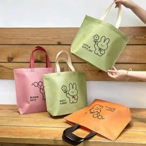 Durable Lightweight Eco Friendly Recyclable Non Woven Tote Bag Custom Logo Graphic Design for Gift Craft Packaging Supermarket
