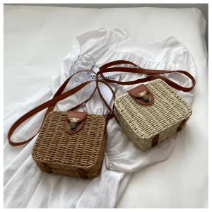 Eco Paper Straw Crossbody Bag Handwoven Boho Purse Sustainable Woven Shoulder Bag for Women Trendy Summer Accessory