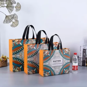 Factory Custom Printed Designer Folding Fashion Tote Bag De Colores Hand Bag PP Non Woven Shopping Bag with logo