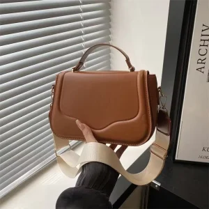 Fashion Small Flap Bag Designer Wide Strap Saddle Women Shoulder Bags Luxury PU Leather Crossbody Bag Trend Small Phone Purses