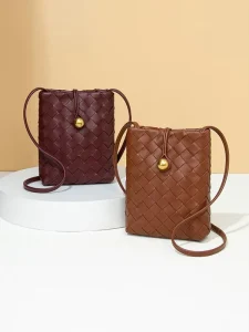 Fashionable Intrecciato Woven PU Crossbody Phone Purse With Adjustable Strap Ladies Mini Bag for Cards Keys Essentials