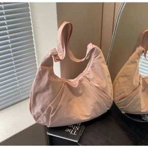 Fashionable Waterproof Nylon Hobo Bag Single Strap Large Capacity Suitable for Daily Leisure and Fashion Storage