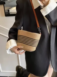 Female Seaside Shoulder Fashion Straw Handbags Women’s Beach Shoulder Bag Popular Holiday Woven Bag