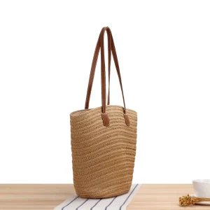 French Straw Women’s Tote Handbag Fashion Woven Beach Commuting Bag with Zip Closure Portable for Summer and Autumn