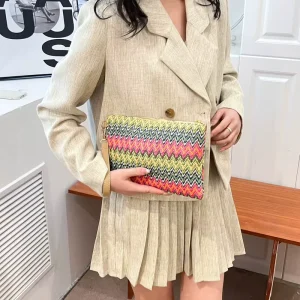 Girls Colorful Storage Bag Ethnic Style Straw Beach Travelling Rainbow Woven Small Zipper Pouch Purse Women’s Clutches