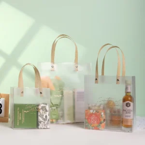 Golden Logo PP Bag Bamboo Handles Plastic Bulk Transparent PP Shopping Bag Clear Gift PP Bags