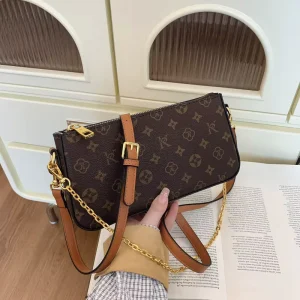 High-end Women’s Summer Envelope Bag New Internet Famous Vintage Chain Fashionable All-Match Two Straps Crossbody
