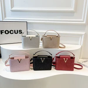 Korean Style Fashion Woman’s Shoulder Bags Bling Bling PU Leather Woman’s Bucket Bags for Commuting