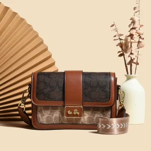 Ladies’ Fashion Printed PU Messenger Bag Compact Square Design Suitable for Various Uses
