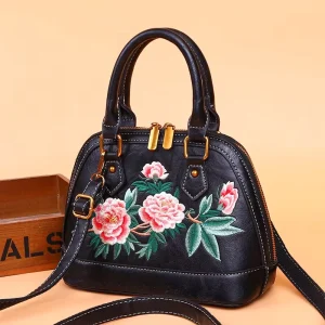 Large Capacity Ethnic Style Satchel Bag for Women Retro Shoulder Tote Casual Work Clothing with Vintage Lady Texture