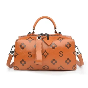 Large Capacity Portable Shoulder Bags Fashionable New Styles High quality 31*13*22cm PU Solid Color Button Women