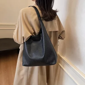 Large Capacity Water Resistant PU Leather Hobo Tote Bag with Zipper Closure Woven Texture Casual Fashion for Women