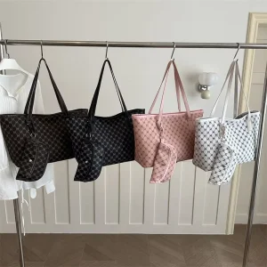 Large Capacity Women’s Tote Bag with Pouch Reversible 2 in 1 PU Shoulder Bag Lightweight Work Daily Handbag College Bag