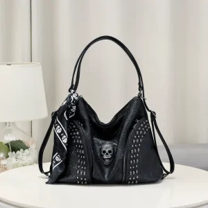 Large Capacity Working Retro Black Shoulder Bag Punk Rivet Skull PU Leather Shoulder Bag for Ladies