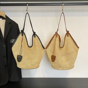 Latest Design Big Capacity 2 Pcs Set Beach Tote Bag Women Summer Travel Woven Straw Shoulder Bag With Pouch