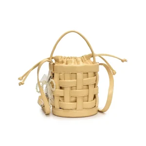 Lightweight Breathable Straw Bucket Bag with Drawstring Closure and Polyester Lining for Women Travel Daily Use