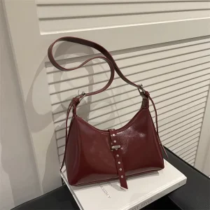 Lightweight Minimalist Hobo Shoulder Bag Lock Fashion Versatile Factory Price Handbags for Daily