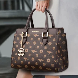 Low MOQ Custom Logo All over Print Letter Handbag Durable PU Leather Tote Bag Elegant Pattern Design Women Handbag for Business