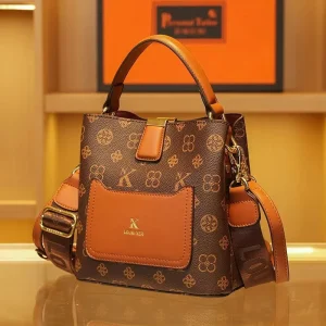 Luxury Bucket Bag with Print Vintage Elegant Durable Large Capacity Perfect for Gifts and Traveling