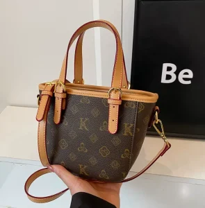 Luxury Fashion Handbag for Women New Design Classic Print Elegant Designer Shoulder Crossbody Bag Zipper Single Strap