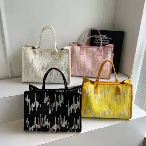 Luxury Fashionable Colorful Cute Rain Bow Texture Ladies Daily Use Women’s Beach Handbag with Pendant New Design for All Seasons