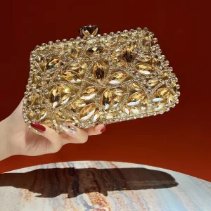 Luxury Hollow Cutout Rhinestone Evening Clutch Bag Chain Crossbody Shoulder Handbag New Diamond Crystal Wedding Party Formal Bag