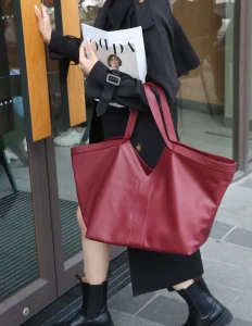 Luxury Large Capacity Candy Pattern Genuine Leather Women’s Retro Underarm Tote Bag Open Closure 2in1 Shoulder Y Small Pendant