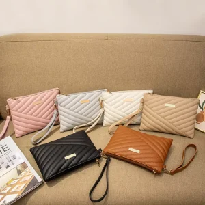 Luxury Model Women’s Fashion Zipper Closure PU Material Clutch Bag 3L Capacity Polyester Lining All Seasons