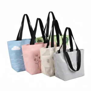Medium Capacity PP Woven Tote Bags Environmentally Friendly & Durable Handbags Custom Logo Waterproof Shopping Bags