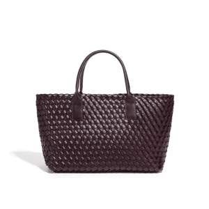 Minimalist Large Capacity Beach Bag for Fast Fashion and Resort Gift Shops Summer Woven Tote Bag