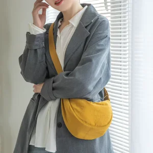 Modern Women Crossbody Messenger Bag Chic Shoulder Sling Bag for Shopping and Evening Events Stylish Purse