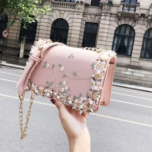 New Arrival Promotion Hot Selling Crossbody Bag Ladies Small Fashion Flower Chain Handbag Women