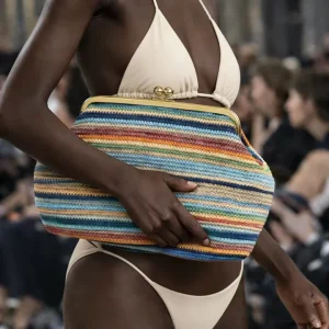 New Arrival Rainbow Striped Woven Clutch Bag Large Capacity Metal Kiss Lock Beach Handbag for Women Summer Vacation
