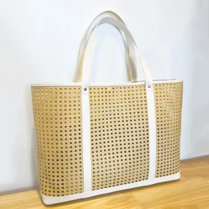 New Arrival Summer Large Rattan Straw Handbag Women’s Beach Tote Bag with Cotton Lining Tassel Decoration Hollow Out Design