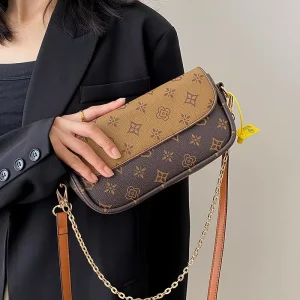 New Fashion High End Flip Bag With Printed Chain PU Leather Portable Women’s Daily Versatile Shoulder Bag Messenger Bag