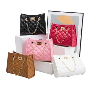 New HK Small Square Chain Women Handbags Chain Strap Messenger Purses Fashion Handbags for Ladies Custom Women