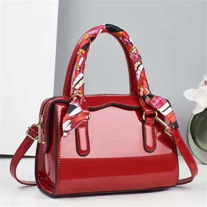 New Korean Style Women’s Waterproof PU Leather Luxury Clutch Removable Strap Custom Exquisite Designer Trendy